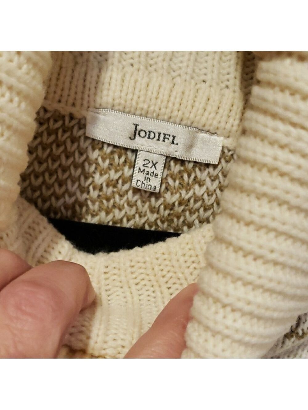 JODIFL Cream and Tan Checkered Turtleneck Sweater - Picture 2 of 13